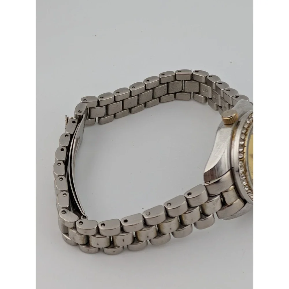 Geneva Watch Women 26mm Case Crystal Bezel 7.25